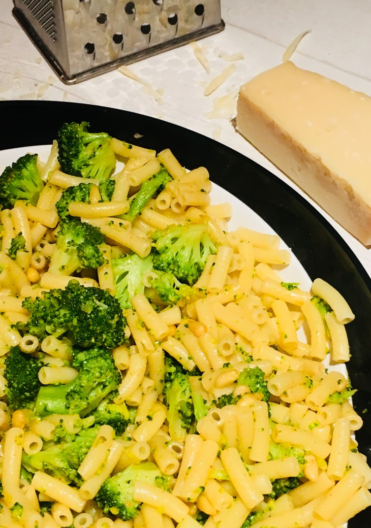 Pâtes au brocoli et anchois.jpg