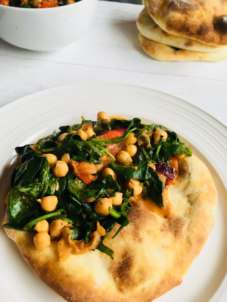 Curry et naans 2.jpg